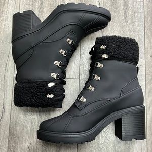 JustFab Black Sherpa Women Boots Size 8.5